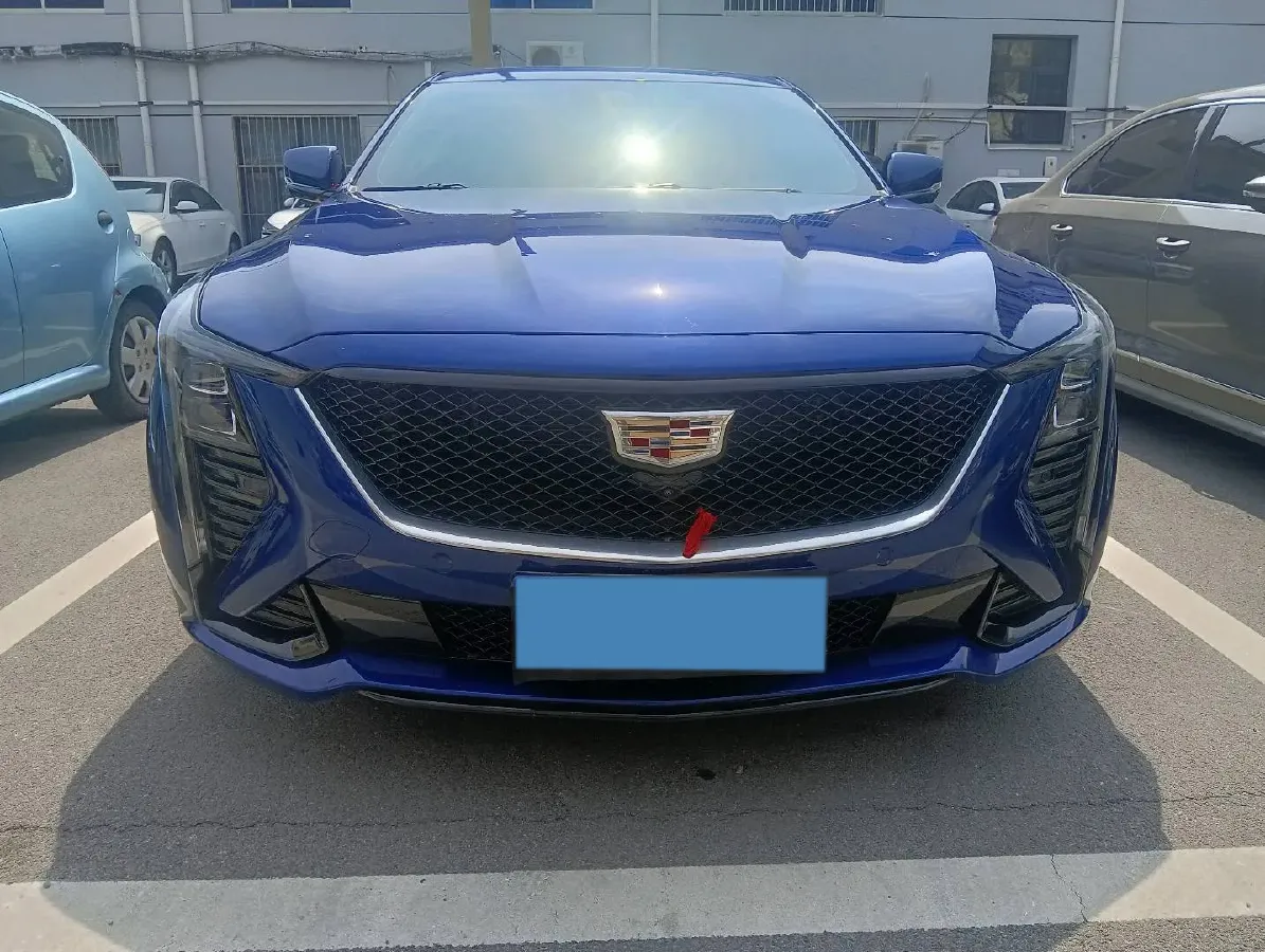 2024 Cadillac CT5 2.0T 237HP L4 10AT,autocango,china used car exporter,china ev exporter,chinese used car exporter,chinese used ev exporter