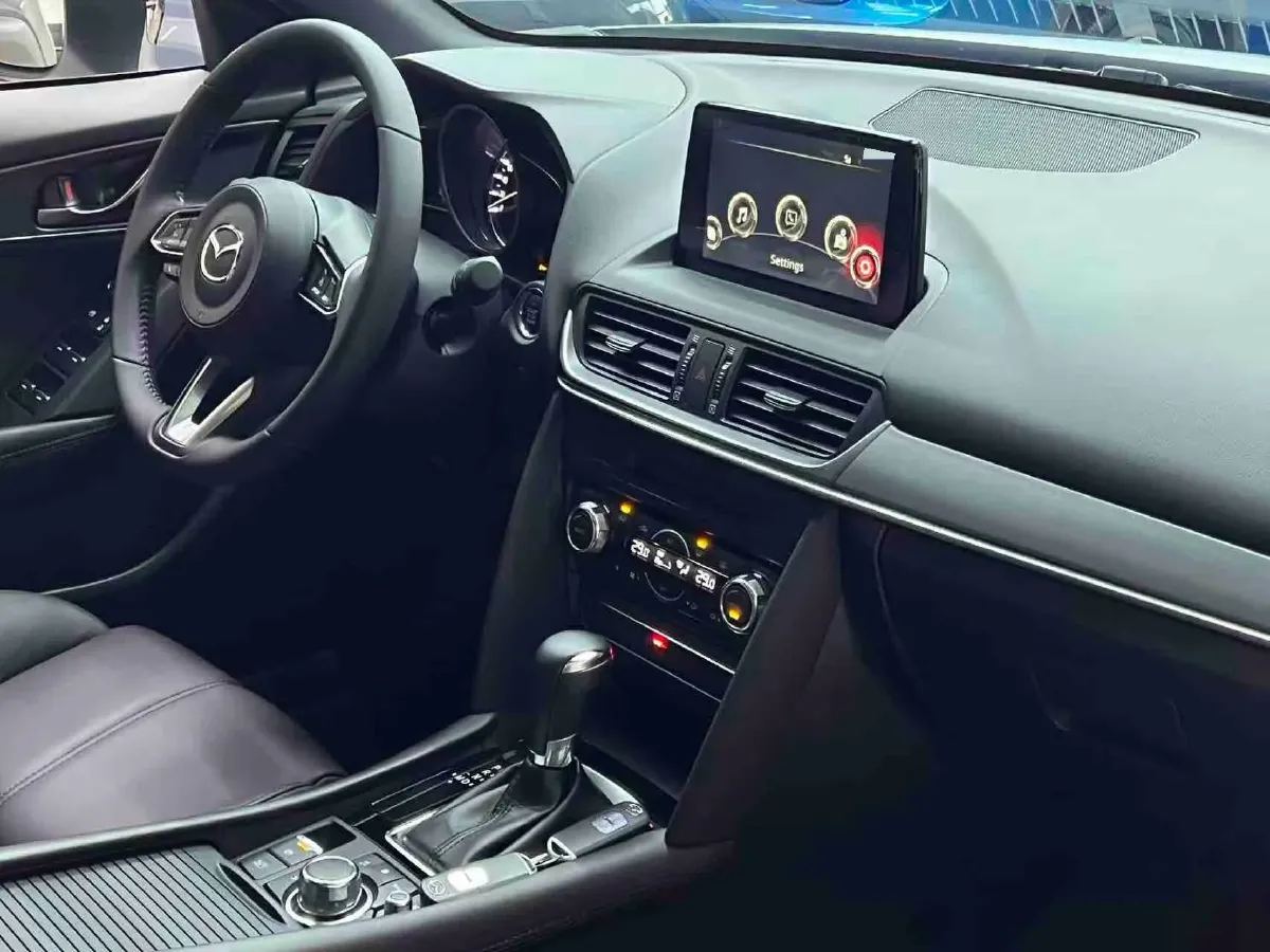 2021 Mazda CX-4 2.0L 158HP L4 6AT,autocango,china used car exporter,china ev exporter,chinese used car exporter,chinese used ev exporter