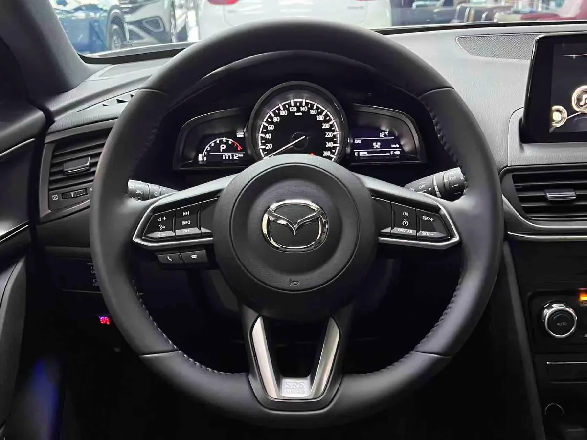 2021 Mazda CX-4 2.0L 158HP L4 6AT,autocango,china used car exporter,china ev exporter,chinese used car exporter,chinese used ev exporter