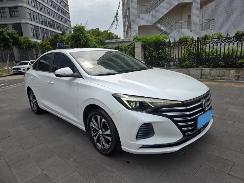 2021 ChangAn Eado 1.6L 128HP L4 CVT,autocango,china used car exporter,china ev exporter,chinese used car exporter,chinese used ev exporter