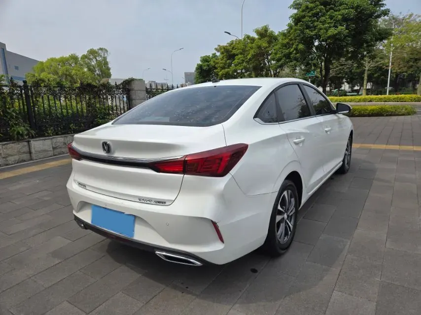 2021 ChangAn Eado 1.6L 128HP L4 CVT,autocango,china used car exporter,china ev exporter,chinese used car exporter,chinese used ev exporter