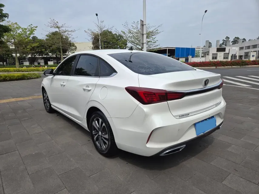 2021 ChangAn Eado 1.6L 128HP L4 CVT,autocango,china used car exporter,china ev exporter,chinese used car exporter,chinese used ev exporter