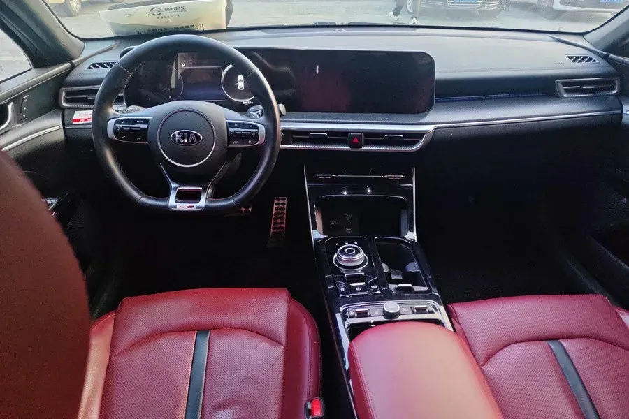 2020 Kia K5 2.0T 240HP L4 8AT,autocango,china used car exporter,china ev exporter,chinese used car exporter,chinese used ev exporter