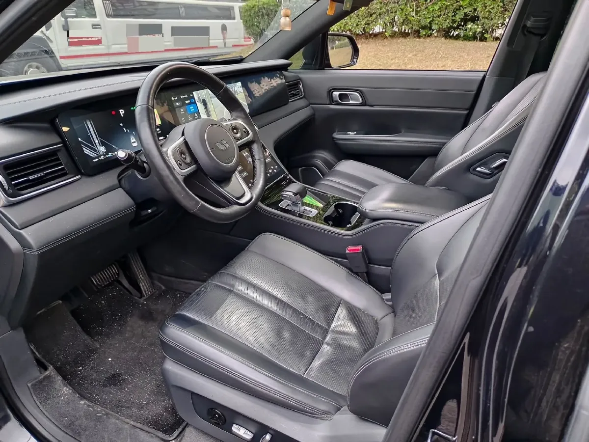 2020 Li ONE Range Extended 131HP REEV 40.5KWH,autocango,china used car exporter,china ev exporter,chinese used car exporter,chinese used ev exporter