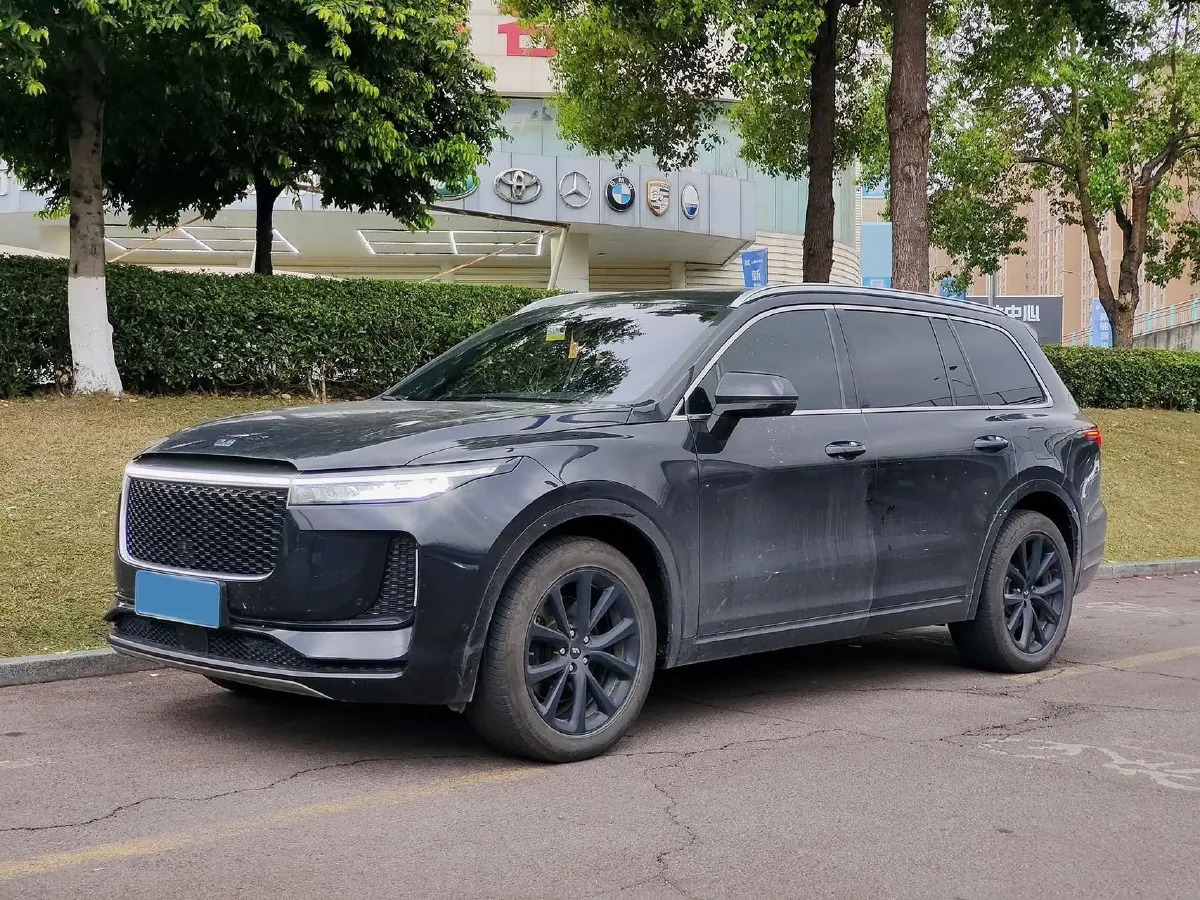 2020 Li ONE Range Extended 131HP REEV 40.5KWH,autocango,china used car exporter,china ev exporter,chinese used car exporter,chinese used ev exporter