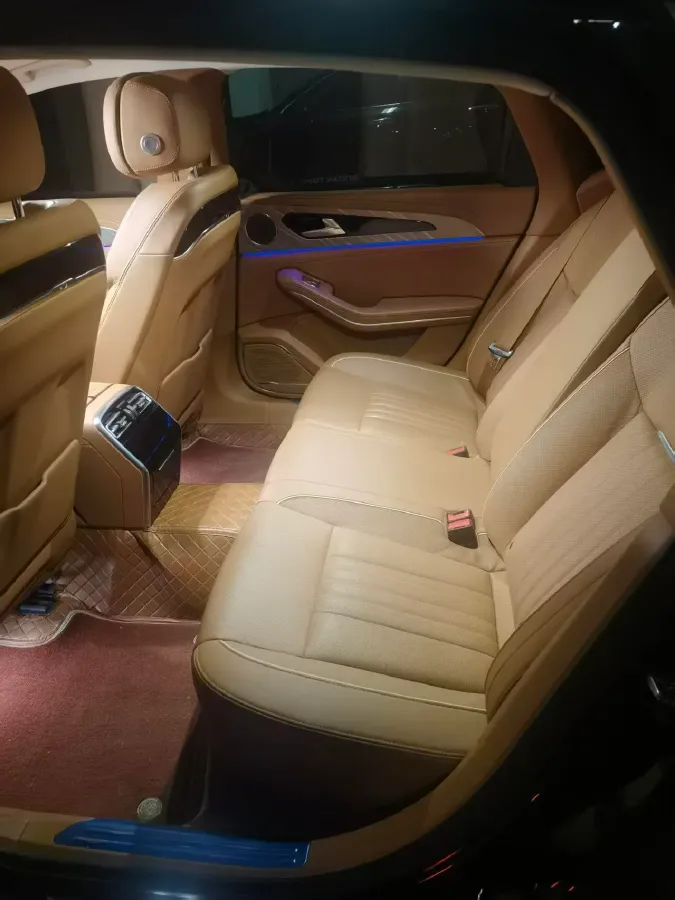 2022 HongQi H9 2.0T 252HP L4 7DCT,autocango,china used car exporter,china ev exporter,chinese used car exporter,chinese used ev exporter