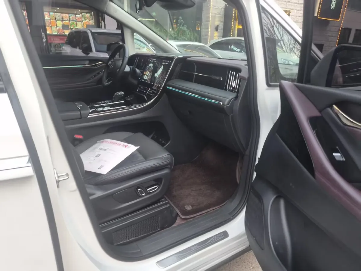 2024 GAC Trumpchi M8 2.0T 252HP L4 8AT,autocango,china used car exporter,china ev exporter,chinese used car exporter,chinese used ev exporter