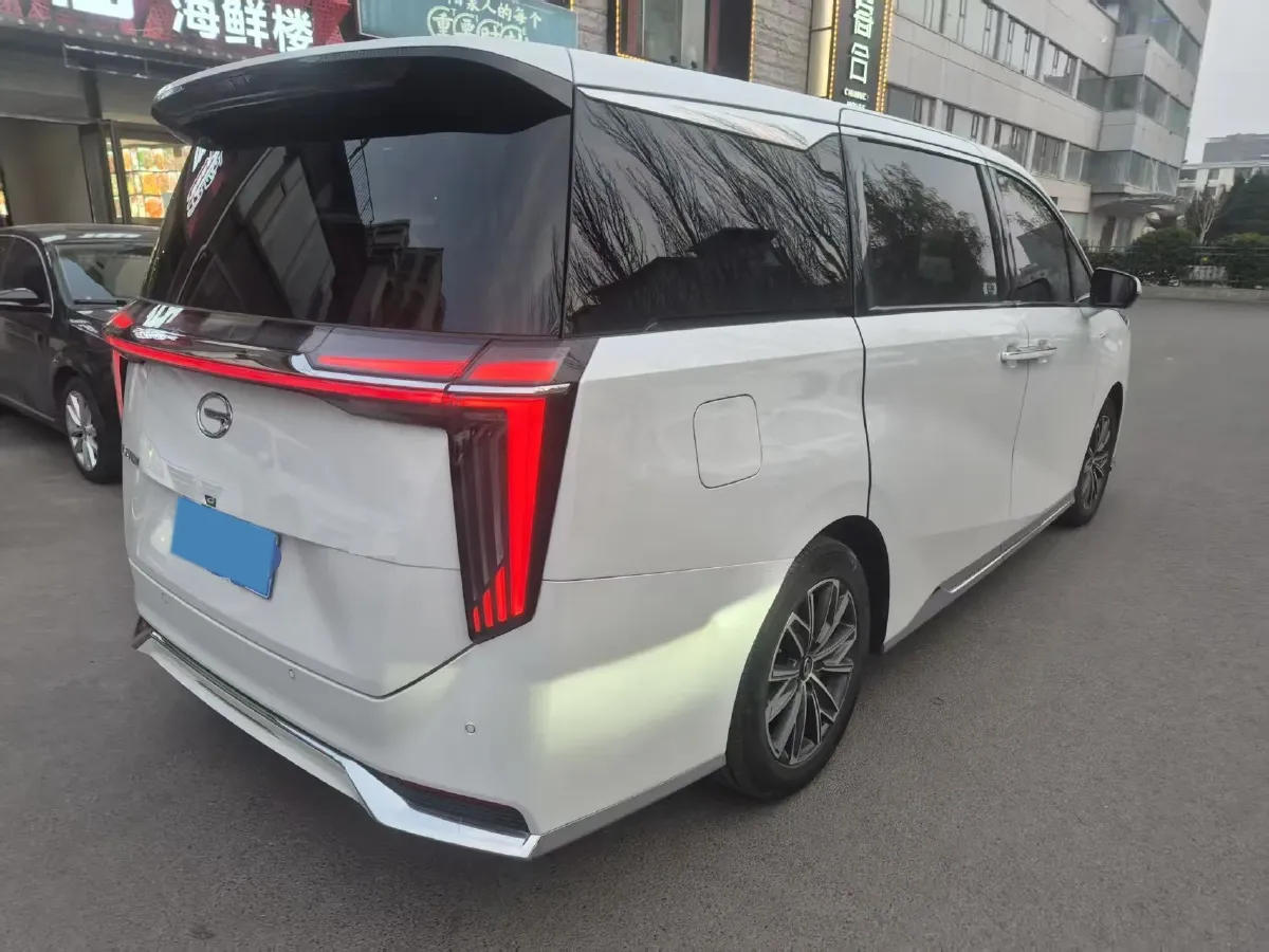 2024 GAC Trumpchi M8 2.0T 252HP L4 8AT,autocango,china used car exporter,china ev exporter,chinese used car exporter,chinese used ev exporter