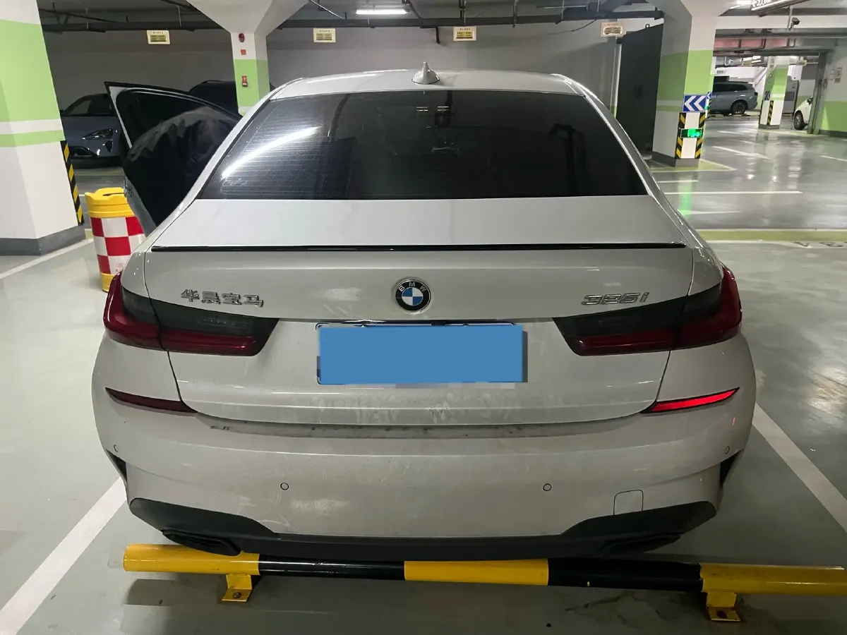 2022 BMW 3 Series 2.0T 184HP L4 8AT,autocango,china used car exporter,china ev exporter,chinese used car exporter,chinese used ev exporter
