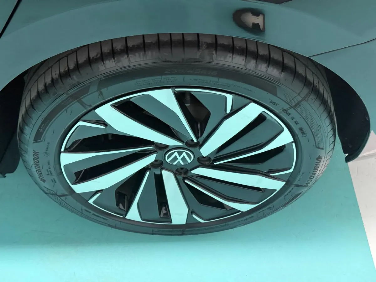 2024 Volkswagen Passat 2.0T 220HP L4 7DCT,autocango,china used car exporter,china ev exporter,chinese used car exporter,chinese used ev exporter