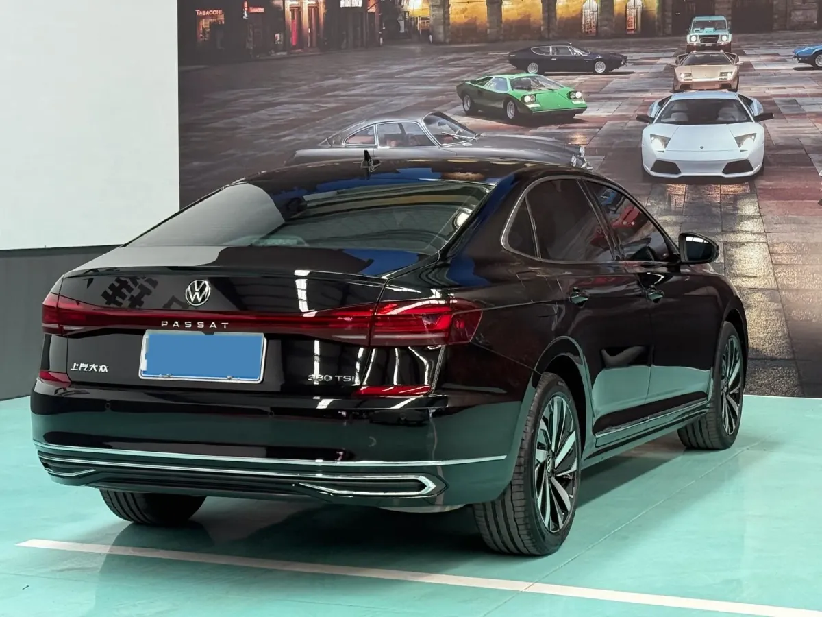 2024 Volkswagen Passat 2.0T 220HP L4 7DCT,autocango,china used car exporter,china ev exporter,chinese used car exporter,chinese used ev exporter