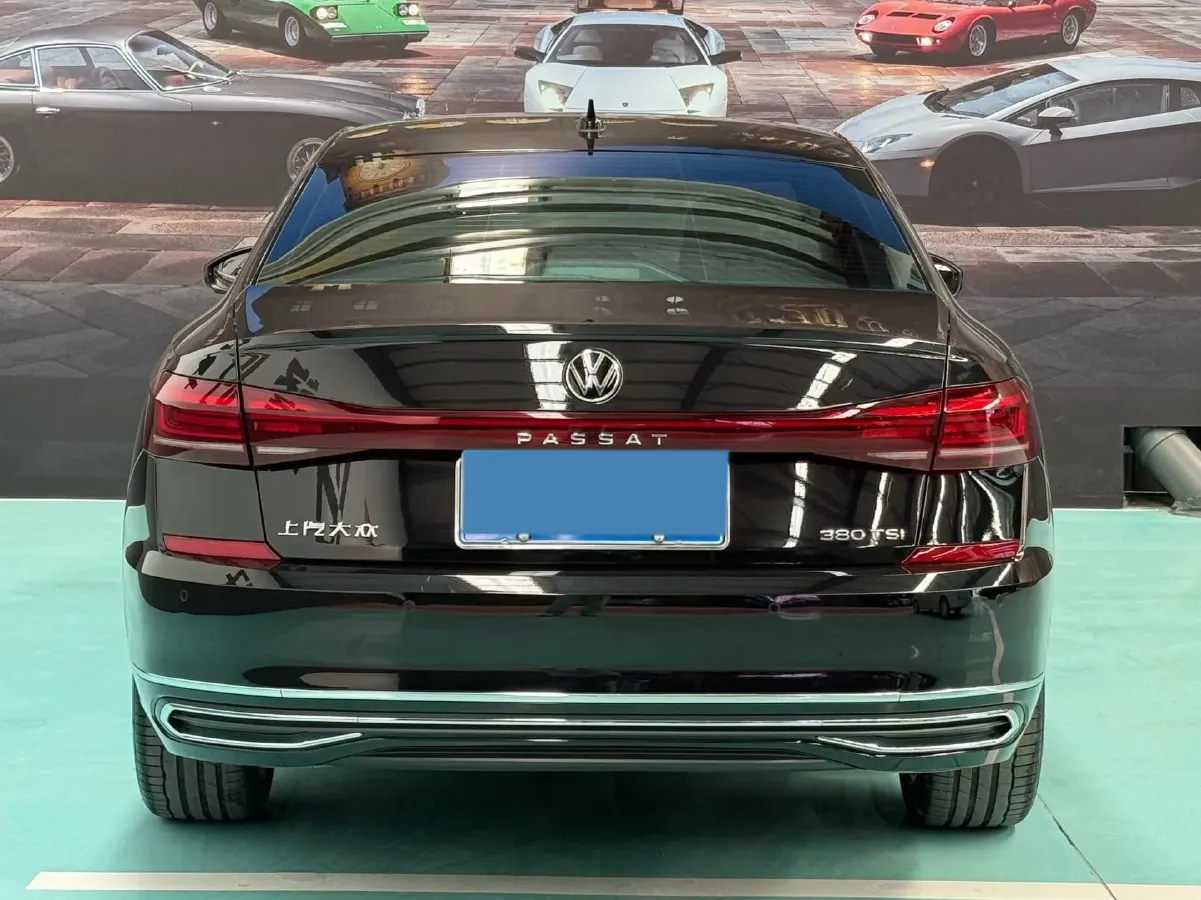 2024 Volkswagen Passat 2.0T 220HP L4 7DCT,autocango,china used car exporter,china ev exporter,chinese used car exporter,chinese used ev exporter