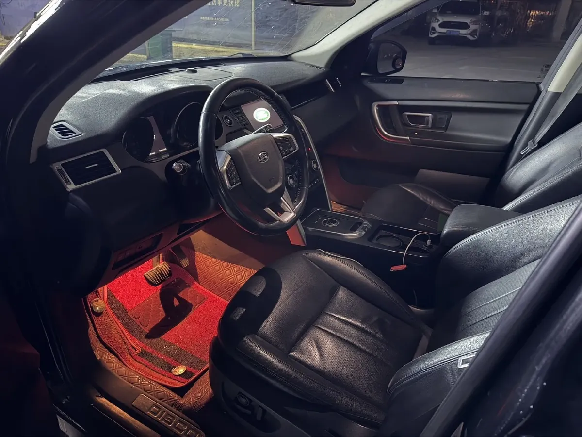 2019 Land Rover Discovery Sport 2.0T 241HP L4 9AT,autocango,china used car exporter,china ev exporter,chinese used car exporter,chinese used ev exporter