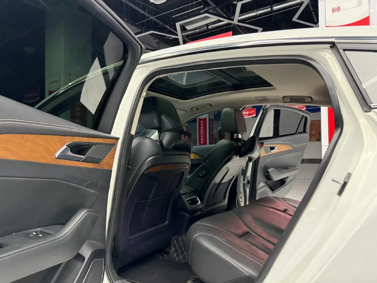 2019 HongQi H5 1.8T 180HP L4 6AT,autocango,china used car exporter,china ev exporter,chinese used car exporter,chinese used ev exporter