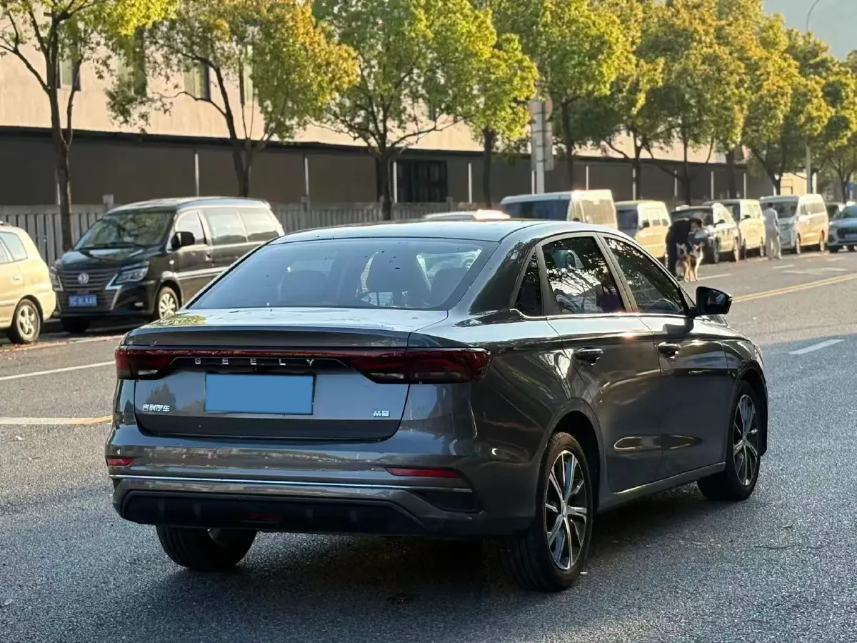 2022 Geely Emgrand 1.5L 114HP L4 CVT,autocango,china used car exporter,china ev exporter,chinese used car exporter,chinese used ev exporter