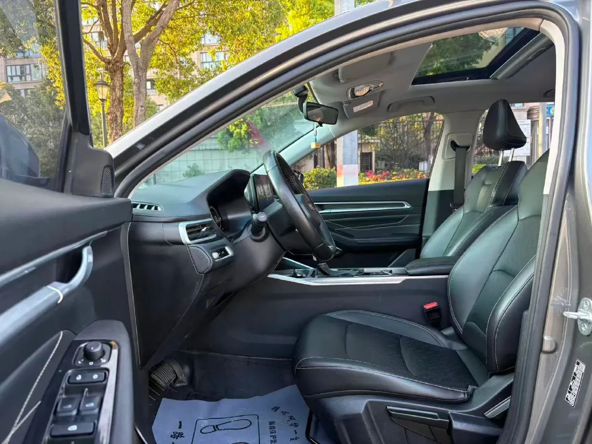 2022 Geely Emgrand 1.5L 114HP L4 CVT,autocango,china used car exporter,china ev exporter,chinese used car exporter,chinese used ev exporter