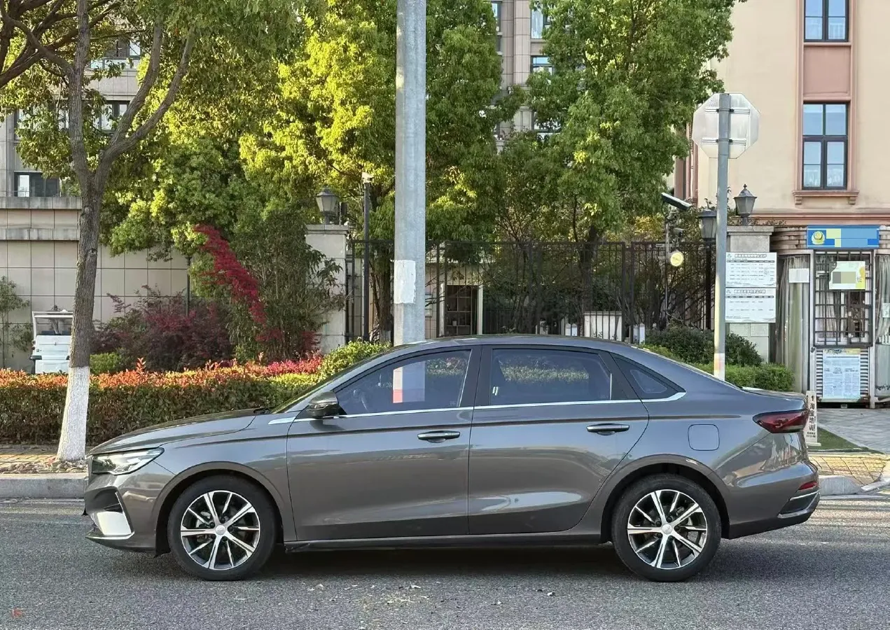 2022 Geely Emgrand 1.5L 114HP L4 CVT,autocango,china used car exporter,china ev exporter,chinese used car exporter,chinese used ev exporter