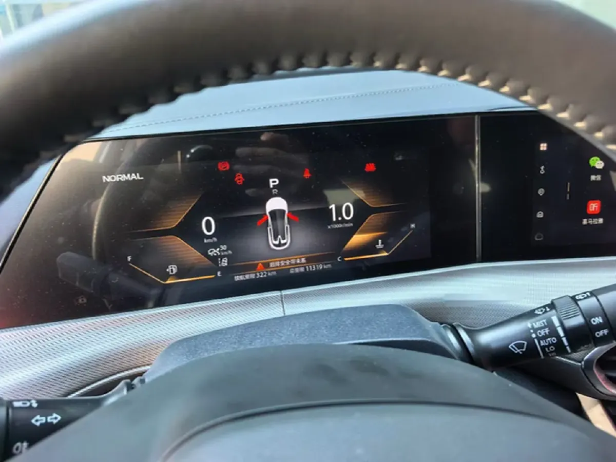 2021 ChangAn UNI-T 1.5T 180HP L4 7DCT,autocango,china used car exporter,china ev exporter,chinese used car exporter,chinese used ev exporter