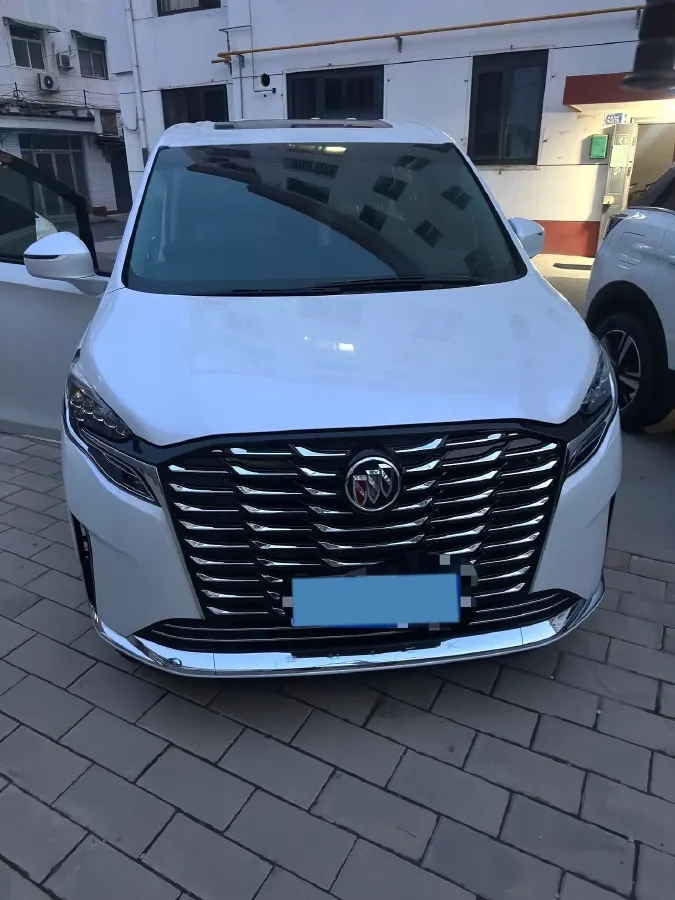2023 Buick GL8 2.0T 237HP L4 9AT,autocango,china used car exporter,china ev exporter,chinese used car exporter,chinese used ev exporter