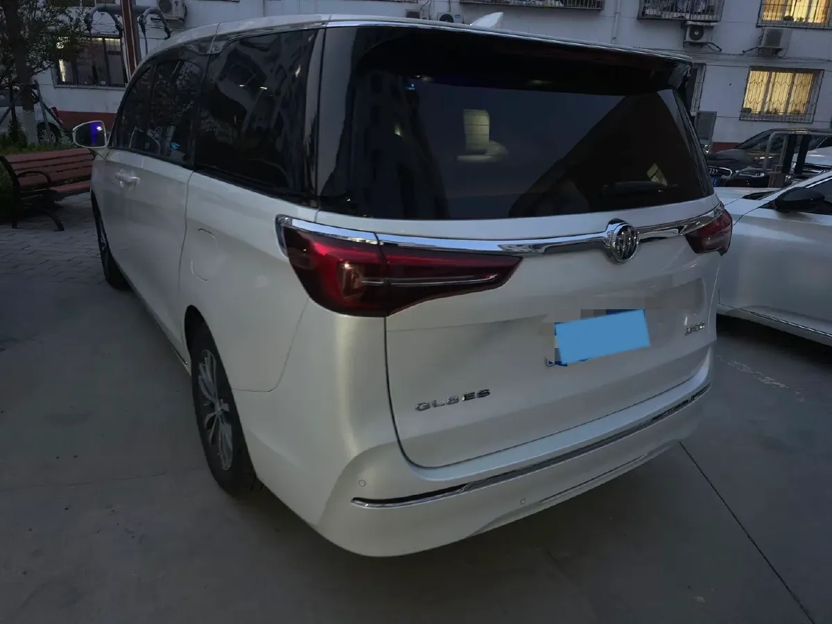 2023 Buick GL8 2.0T 237HP L4 9AT,autocango,china used car exporter,china ev exporter,chinese used car exporter,chinese used ev exporter