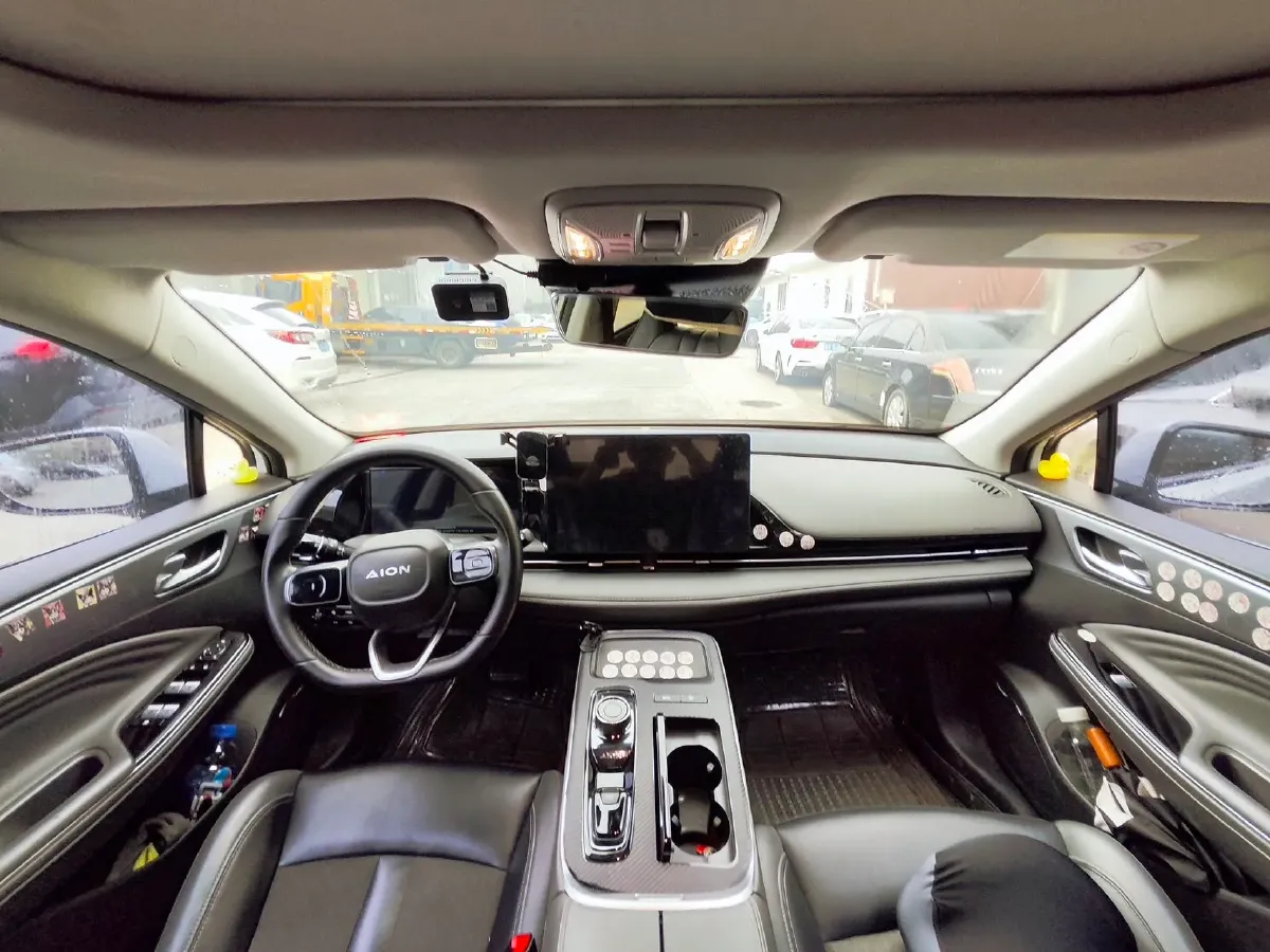 2022 ChangAn Oshan Z6 1.5T 170HP L4 6TCT PHEV 28.4KWH,autocango,china used car exporter,china ev exporter,chinese used car exporter,chinese used ev exporter