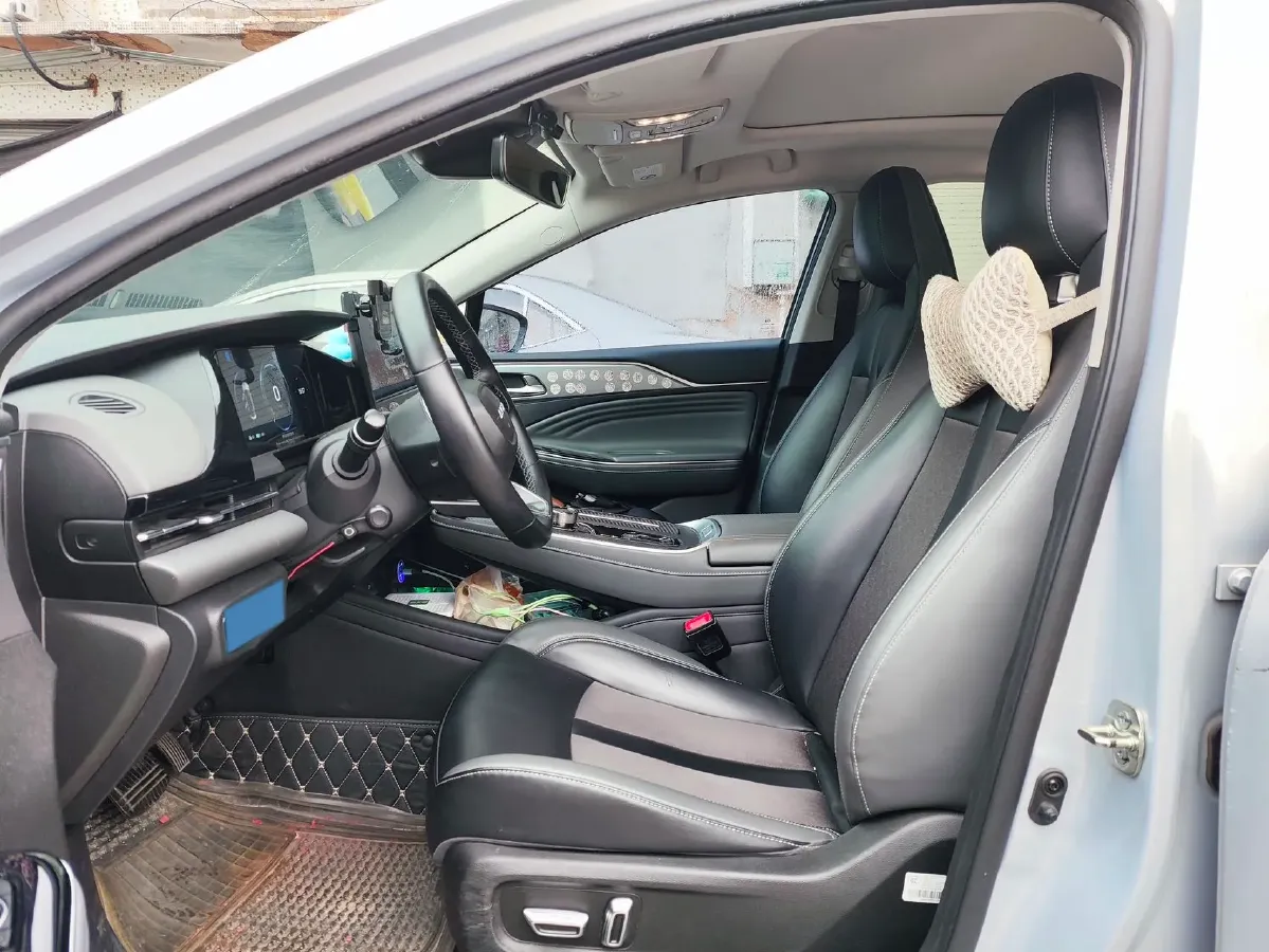 2022 ChangAn Oshan Z6 1.5T 170HP L4 6TCT PHEV 28.4KWH,autocango,china used car exporter,china ev exporter,chinese used car exporter,chinese used ev exporter