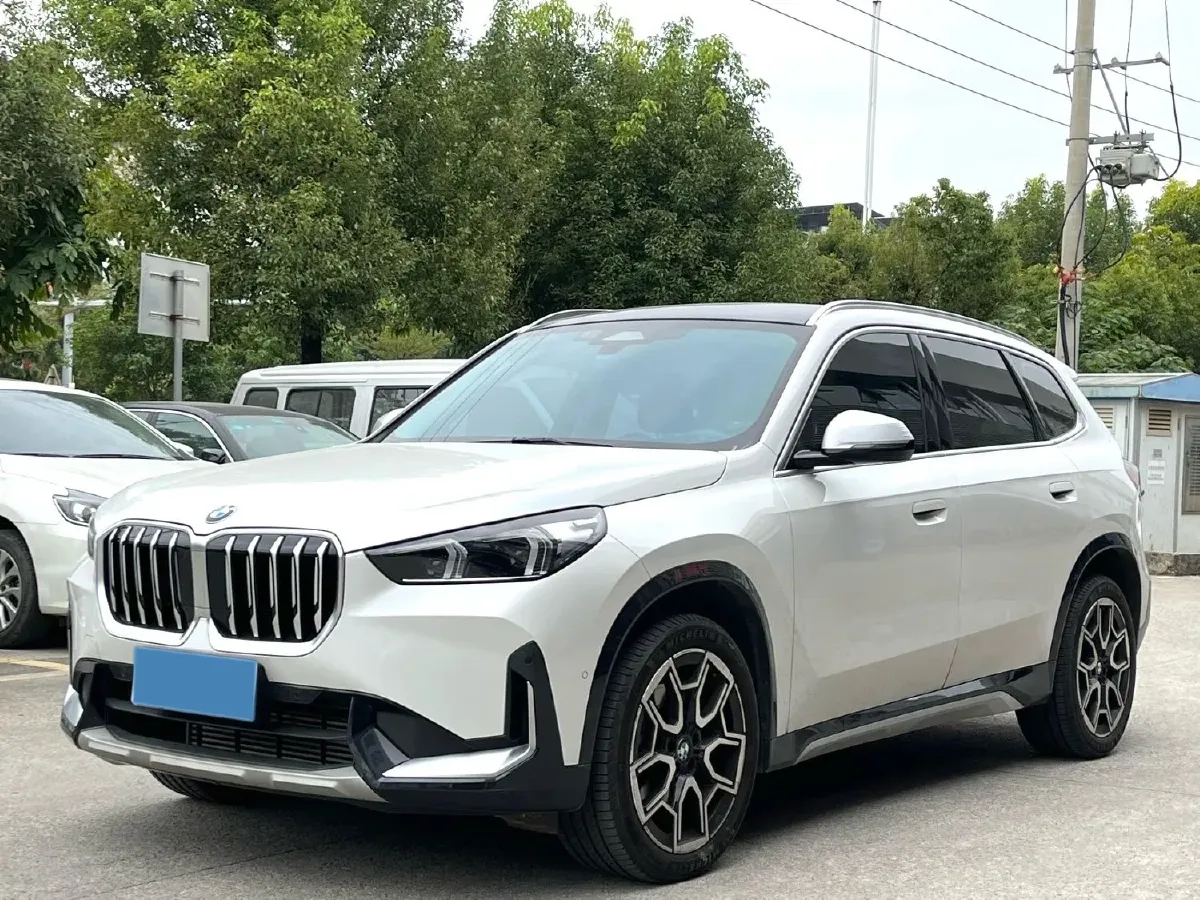 2024 BMW X1 2.0T 204HP L4 7DCT,autocango,china used car exporter,china ev exporter,chinese used car exporter,chinese used ev exporter