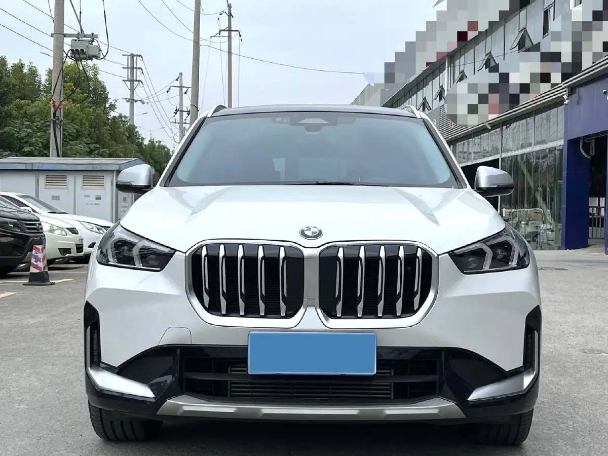2024 BMW X1 2.0T 204HP L4 7DCT,autocango,china used car exporter,china ev exporter,chinese used car exporter,chinese used ev exporter