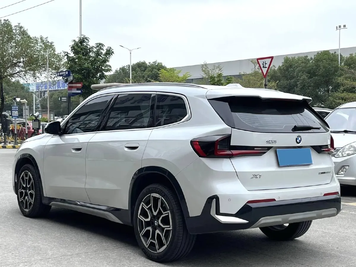 2024 BMW X1 2.0T 204HP L4 7DCT,autocango,china used car exporter,china ev exporter,chinese used car exporter,chinese used ev exporter
