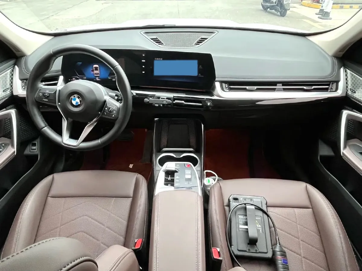 2024 BMW X1 2.0T 204HP L4 7DCT,autocango,china used car exporter,china ev exporter,chinese used car exporter,chinese used ev exporter