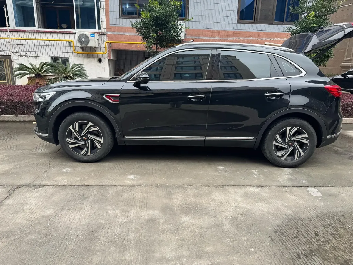 2022 HongQi HS5 2.0T 224HP L4 6AT,autocango,china used car exporter,china ev exporter,chinese used car exporter,chinese used ev exporter