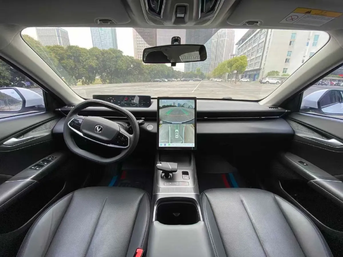 2023 ChangAn Lamore 1.5T 170HP L4 7DCT,autocango,china used car exporter,china ev exporter,chinese used car exporter,chinese used ev exporter