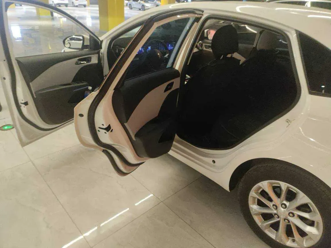 2023 Chevrolet Monza 1.5L 113HP L4 6DCT,autocango,china used car exporter,china ev exporter,chinese used car exporter,chinese used ev exporter