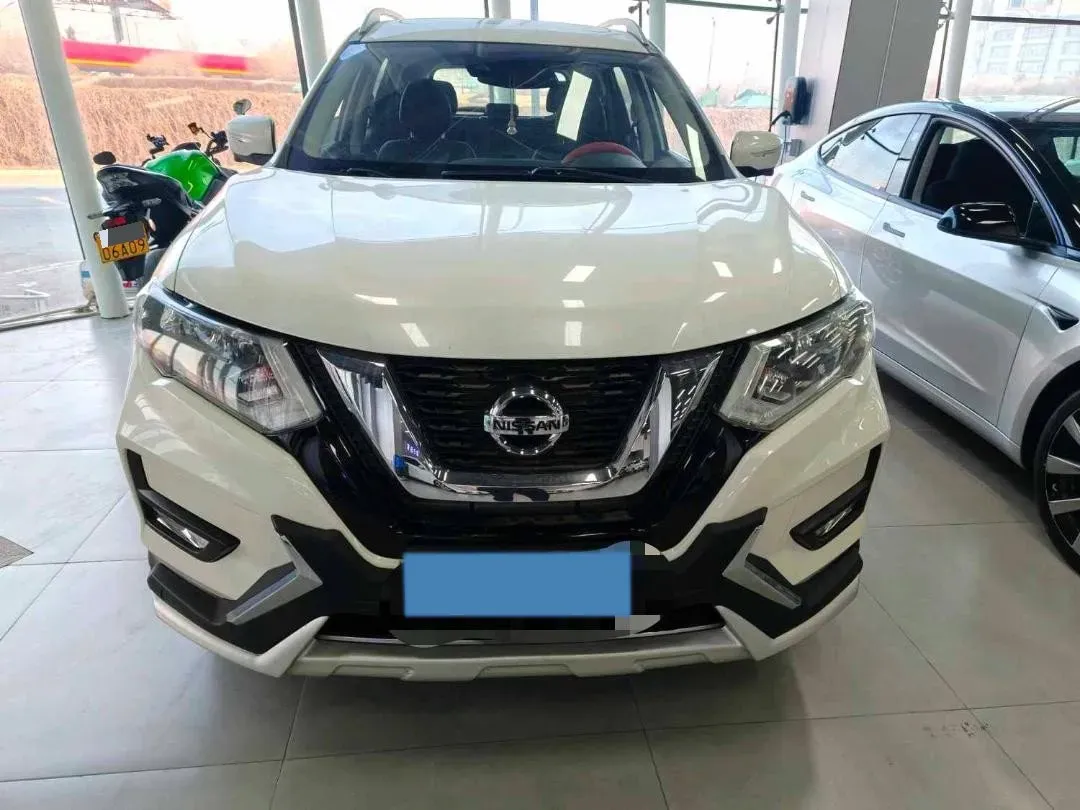 2019 Nissan X-Trail 2.0L 154HP L4 CVT,autocango,china used car exporter,china ev exporter,chinese used car exporter,chinese used ev exporter