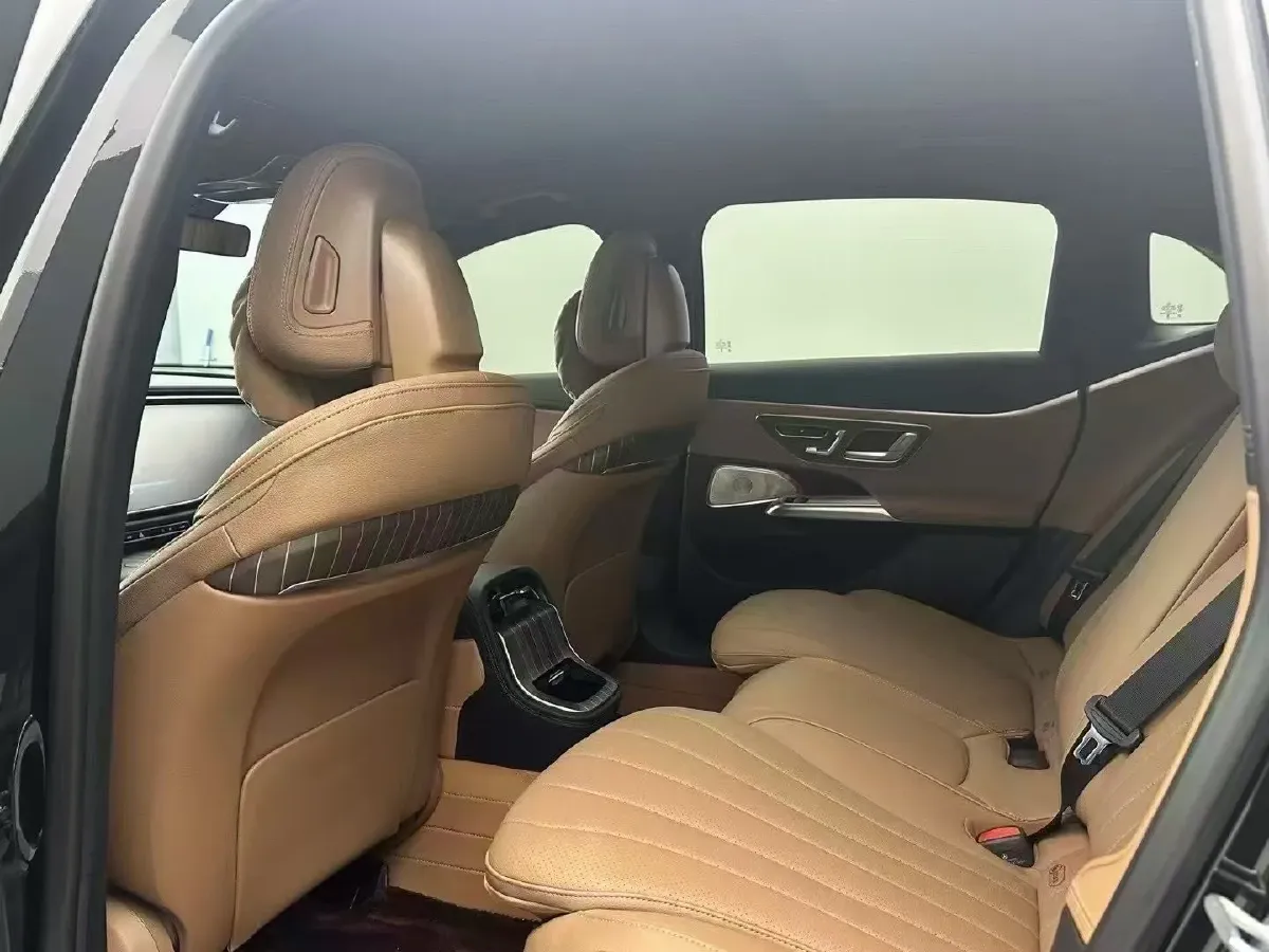 2025 Mercedes-Benz E Class 2.0T 258HP L4 9AT,autocango,china used car exporter,china ev exporter,chinese used car exporter,chinese used ev exporter
