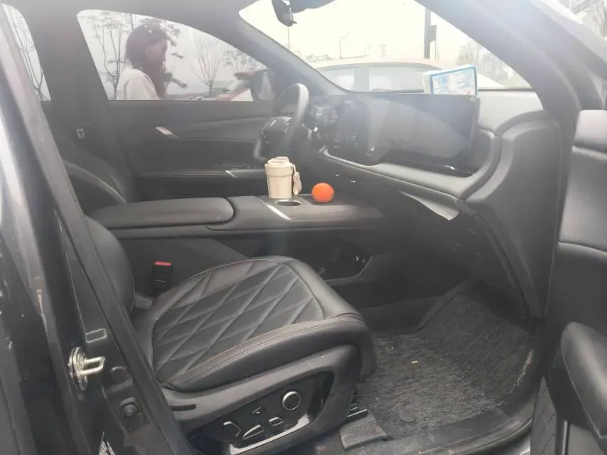 2025 ChangAn CS75 Plus 1.5T 192HP L4 8AT,autocango,china used car exporter,china ev exporter,chinese used car exporter,chinese used ev exporter