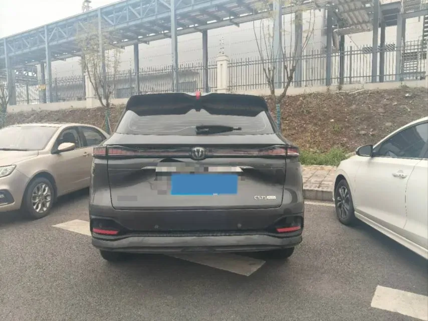 2025 ChangAn CS75 Plus 1.5T 192HP L4 8AT,autocango,china used car exporter,china ev exporter,chinese used car exporter,chinese used ev exporter