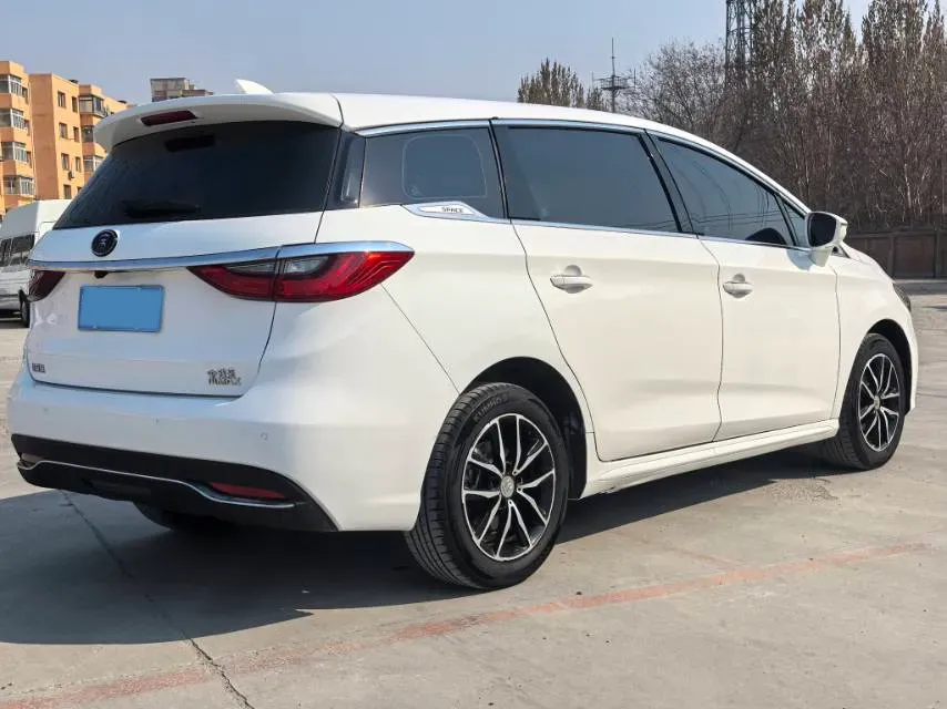 2017 BYD Song MAX 1.5T 154HP L4 6DCT,autocango,china used car exporter,china ev exporter,chinese used car exporter,chinese used ev exporter