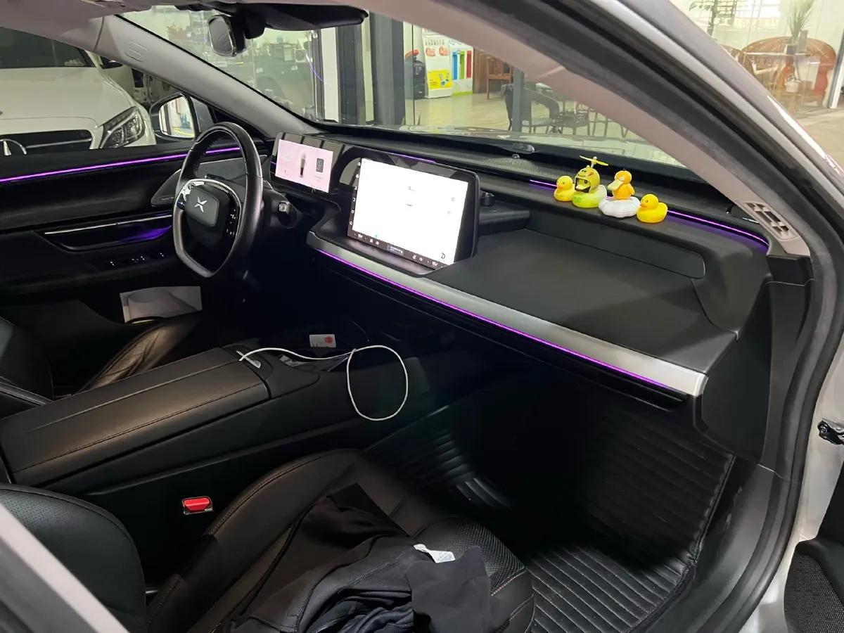 2020 Xpeng P7 BEV 70.8KWH,autocango,china used car exporter,china ev exporter,chinese used car exporter,chinese used ev exporter