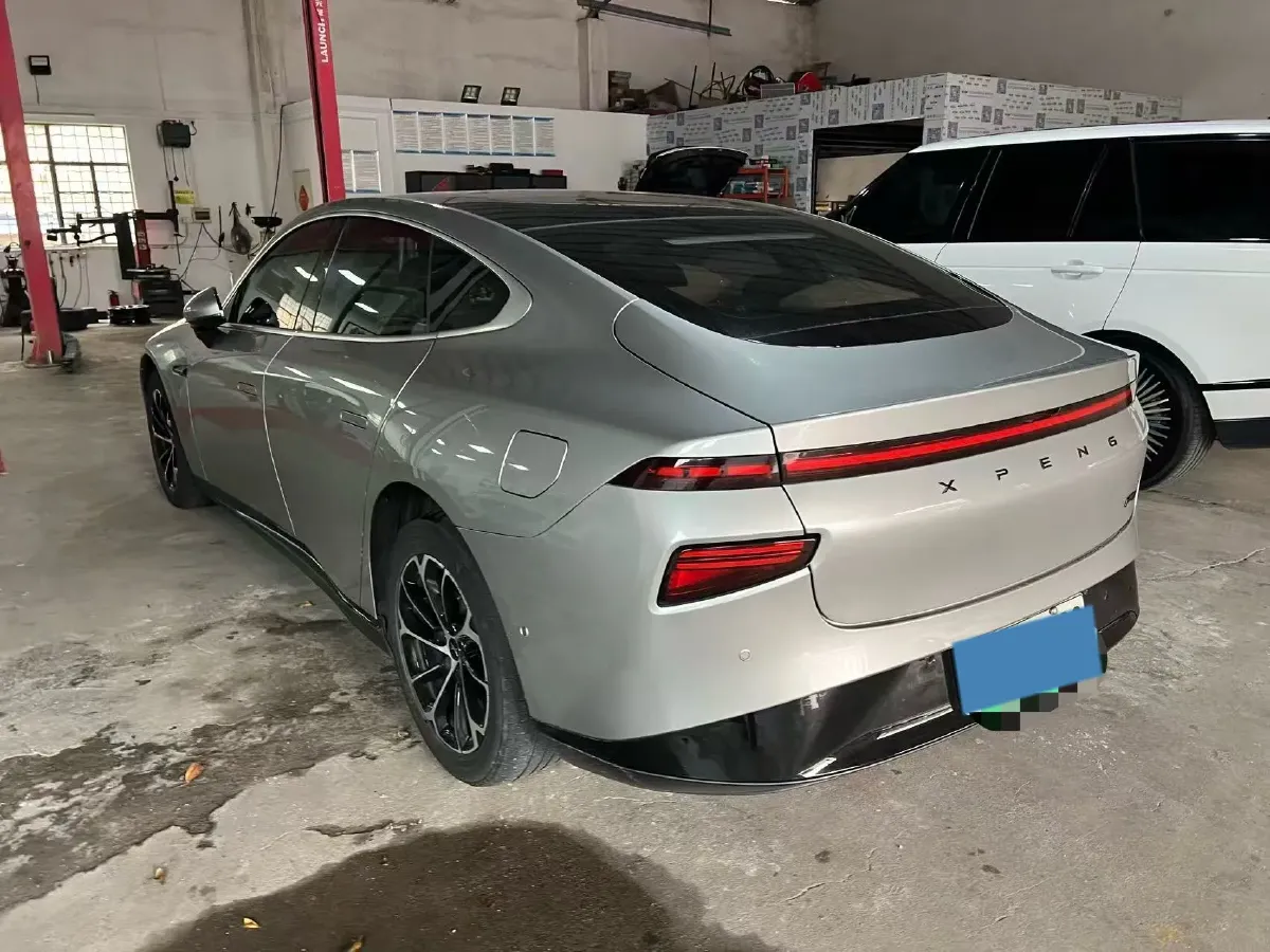 2020 Xpeng P7 BEV 70.8KWH,autocango,china used car exporter,china ev exporter,chinese used car exporter,chinese used ev exporter