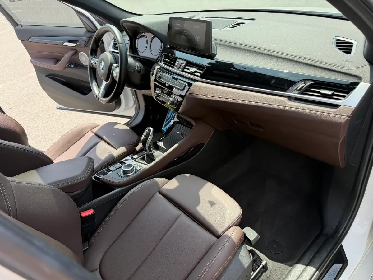 2021 BMW X2 2.0T 192HP L4 7DCT,autocango,china used car exporter,china ev exporter,chinese used car exporter,chinese used ev exporter