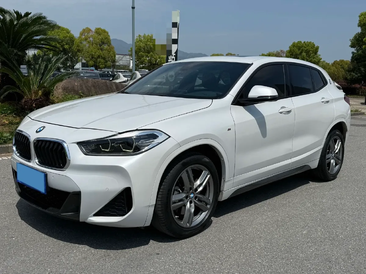 2021 BMW X2 2.0T 192HP L4 7DCT,autocango,china used car exporter,china ev exporter,chinese used car exporter,chinese used ev exporter