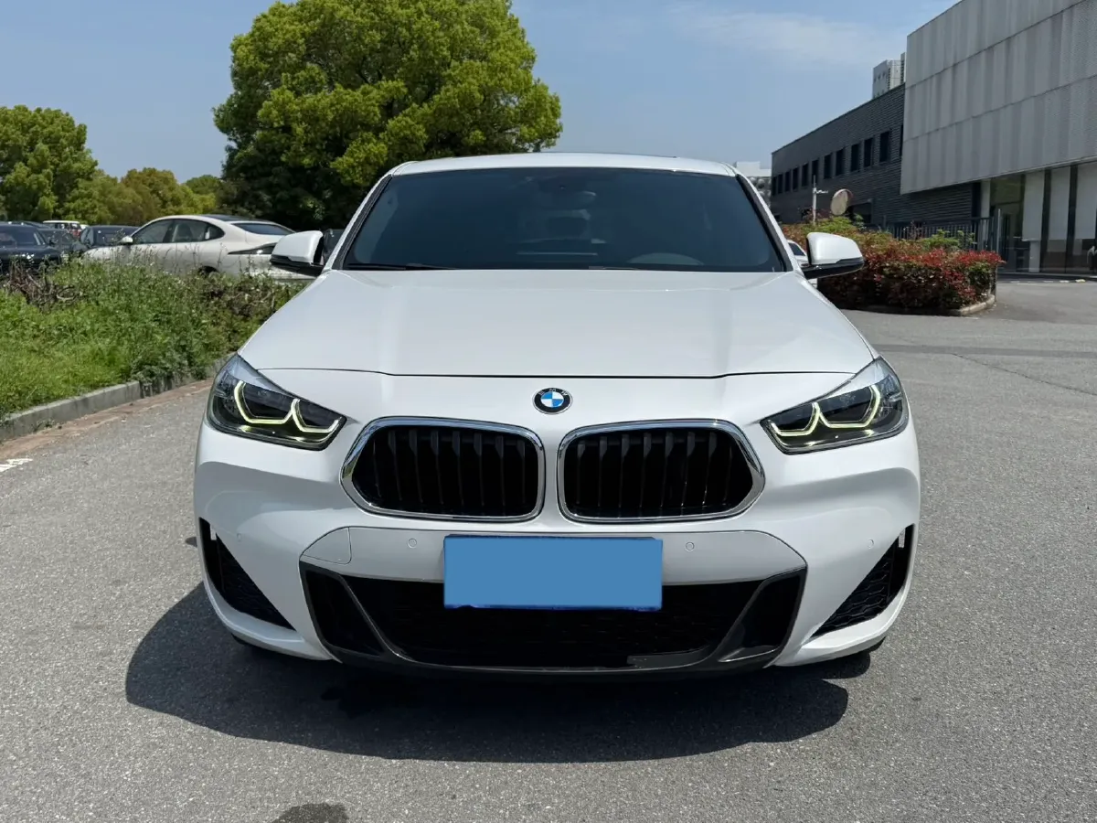 2021 BMW X2 2.0T 192HP L4 7DCT,autocango,china used car exporter,china ev exporter,chinese used car exporter,chinese used ev exporter
