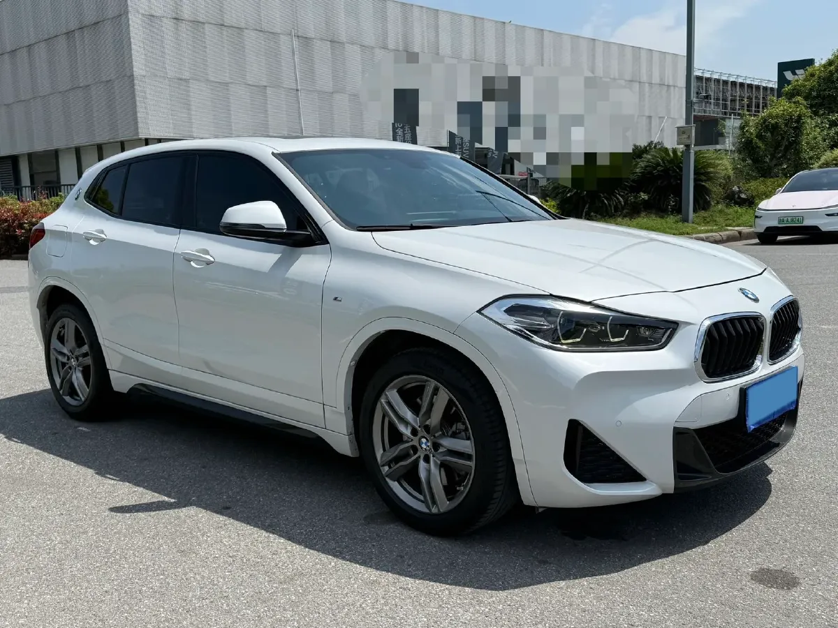 2021 BMW X2 2.0T 192HP L4 7DCT,autocango,china used car exporter,china ev exporter,chinese used car exporter,chinese used ev exporter