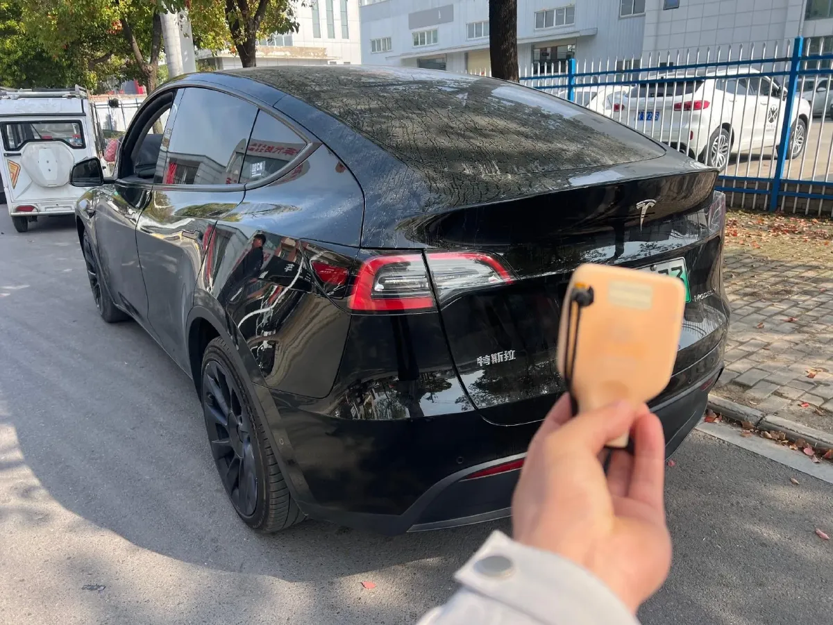 2022 Tesla Model Y BEV 60KWH,autocango,china used car exporter,china ev exporter,chinese used car exporter,chinese used ev exporter