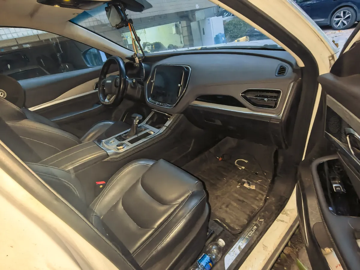 2020 Jetour X70 1.5T 156HP L4 6DCT,autocango,china used car exporter,china ev exporter,chinese used car exporter,chinese used ev exporter