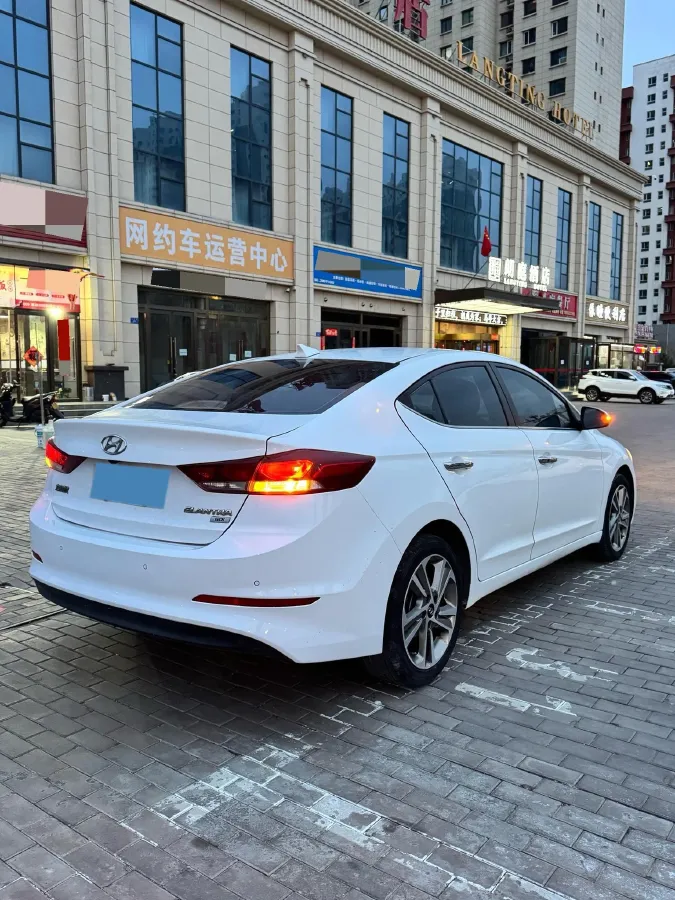 2016 Hyundai Elantra 1.6L 130HP L4 6AT,autocango,china used car exporter,china ev exporter,chinese used car exporter,chinese used ev exporter