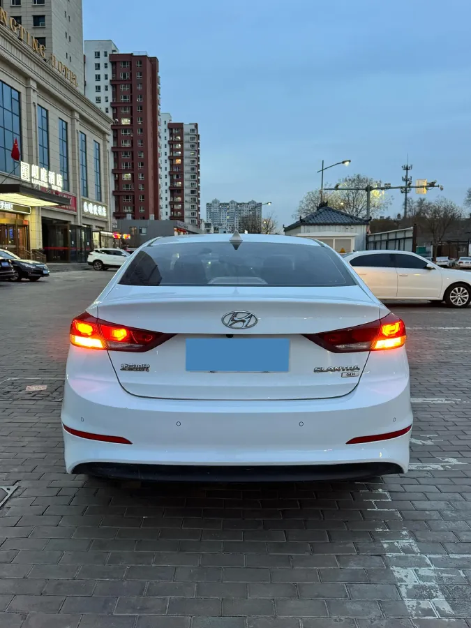 2016 Hyundai Elantra 1.6L 130HP L4 6AT,autocango,china used car exporter,china ev exporter,chinese used car exporter,chinese used ev exporter