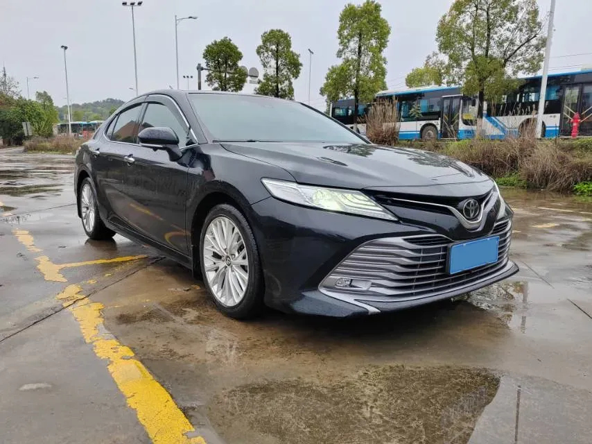2019 Toyota Camry 2.5L 209HP L4 8AT,autocango,china used car exporter,china ev exporter,chinese used car exporter,chinese used ev exporter