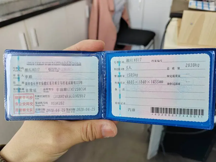 2019 Toyota Camry 2.5L 209HP L4 8AT,autocango,china used car exporter,china ev exporter,chinese used car exporter,chinese used ev exporter